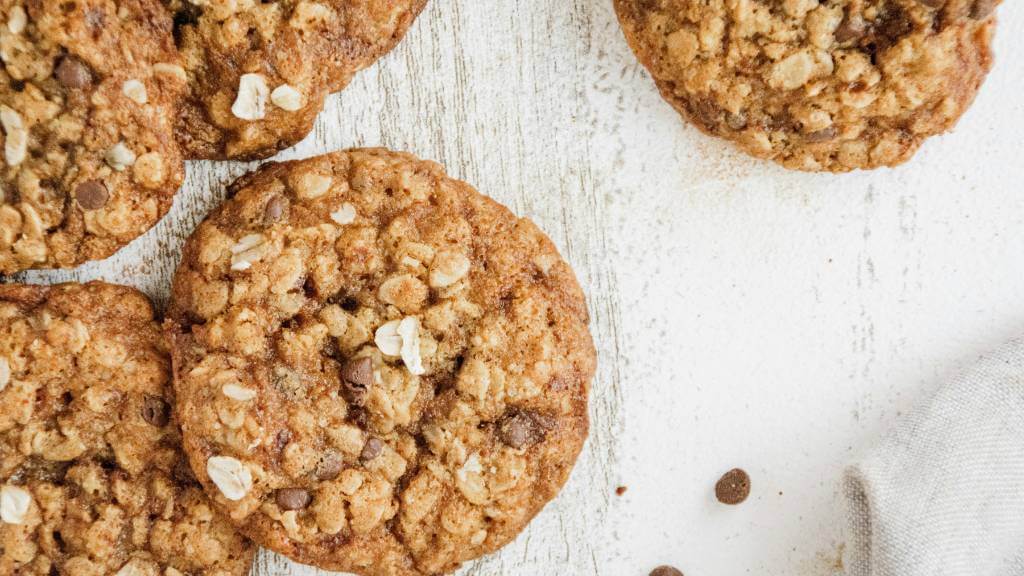 oatmeal raisin cookies