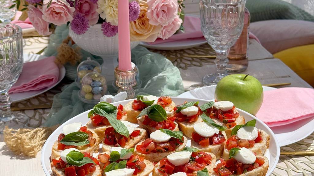 picnic caprese bites