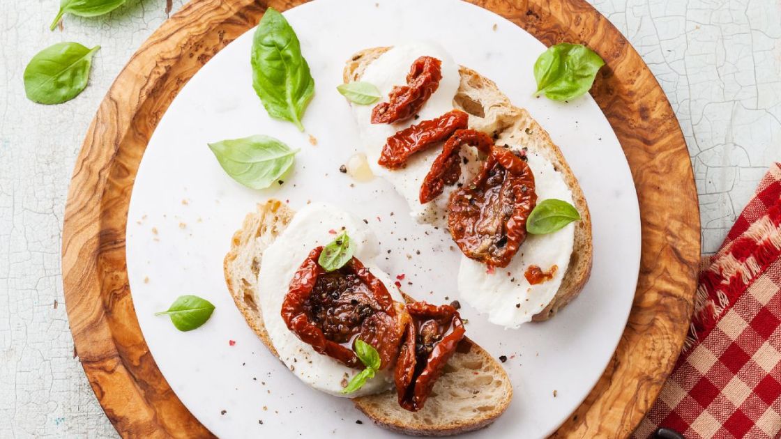 Mozzarella and Sun-Dried Tomato Sandwich