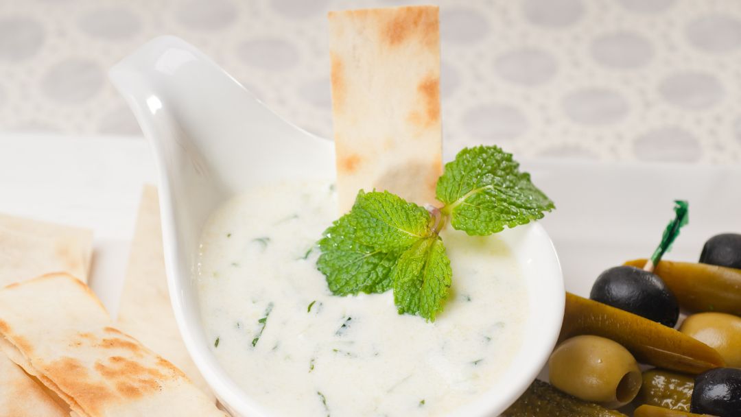 Greek Yogurt Dip with Pita Chips