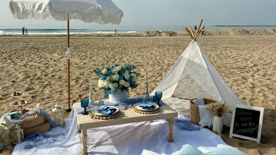 luxury picnic in Point Dume