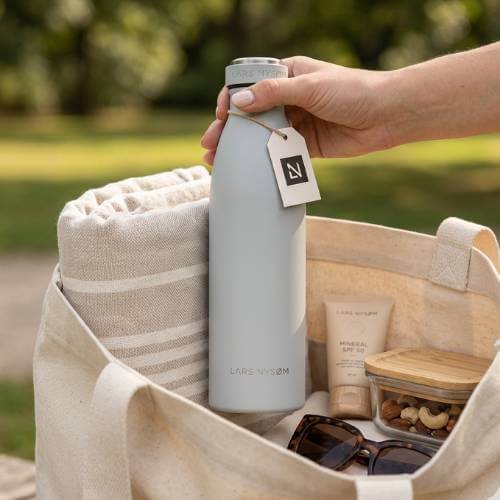 insulated bottle in picnic tote
