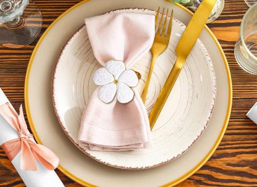 metal-napkin-rings