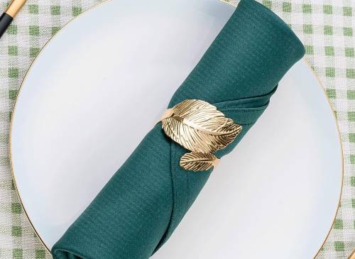 napkin-rings-with-leaves