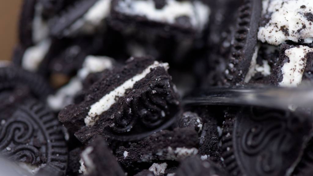 Chocolate sandwich cookies for food theme ideas