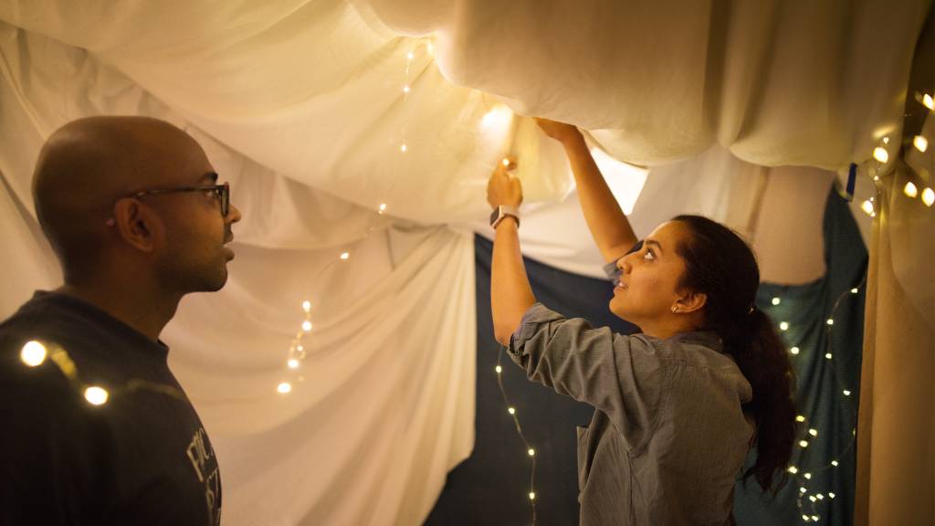 diy blanket fort date