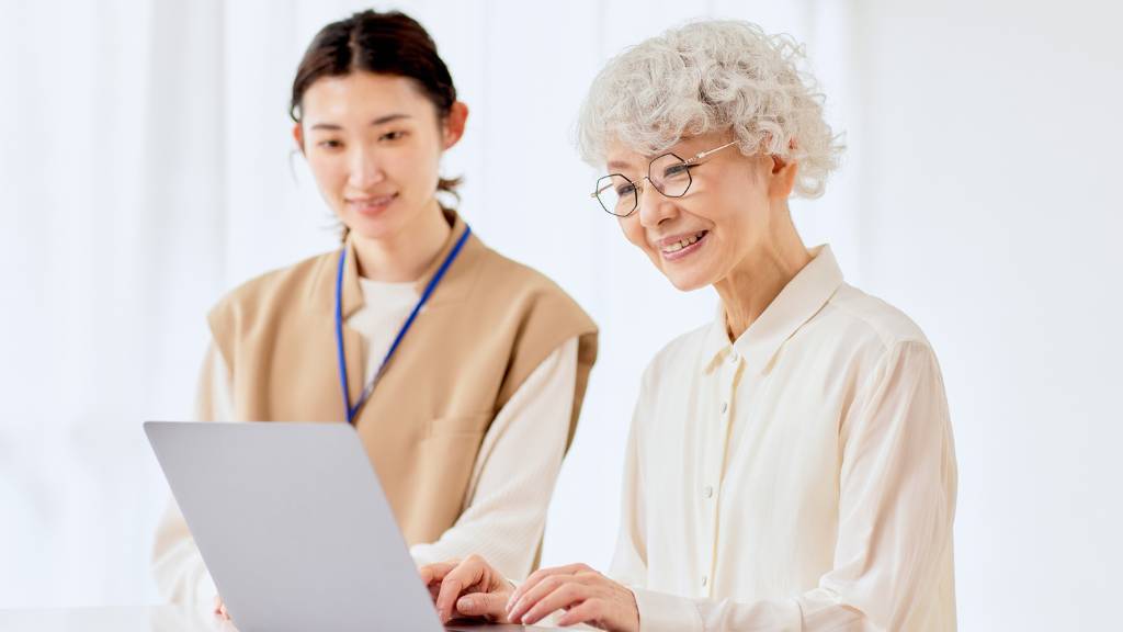 women consulting service business
