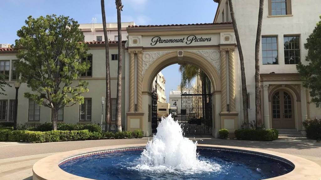 paramount pictures studio tour entrance