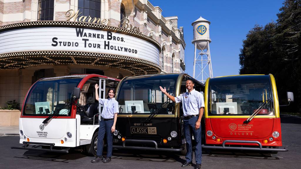 warner bros studio tour trams