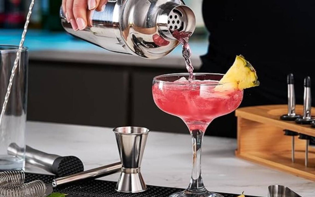 Cocktail Shaker Secrets: 5 Picks That Never Leak